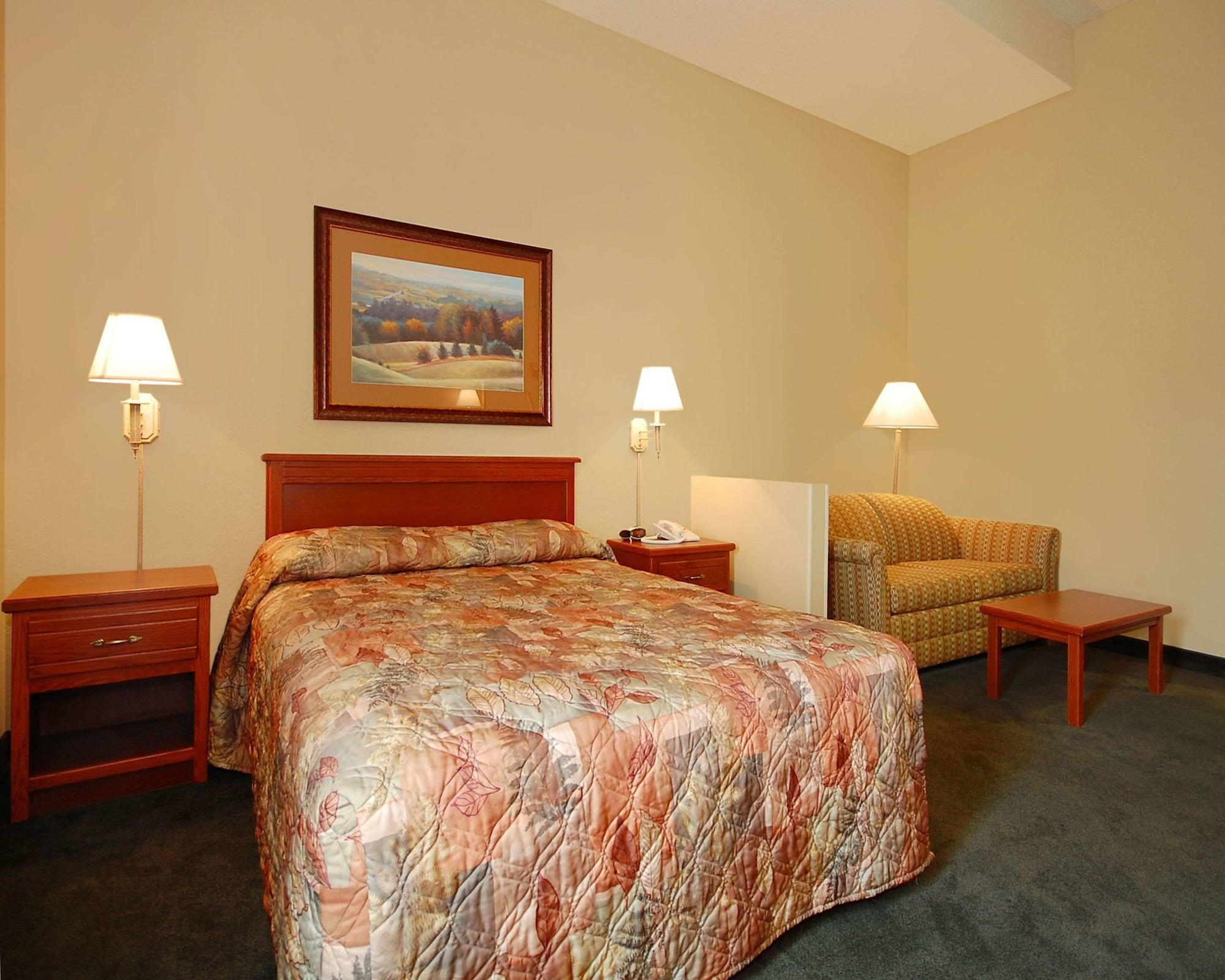 Econo Lodge Inn & Suites Kearney Buitenkant foto