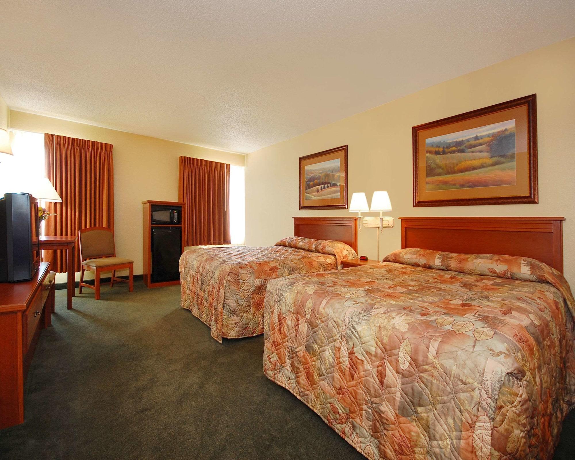 Econo Lodge Inn & Suites Kearney Buitenkant foto